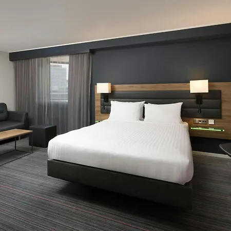 Moxy London Stratford-3