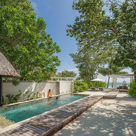 Four Seasons Resort Maldives At Kuda Huraa-3