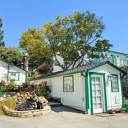 Carmel Green Lantern Inn-2
