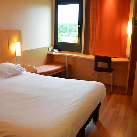 Hôtel ibis Guingamp Cœur de Bretagne-2