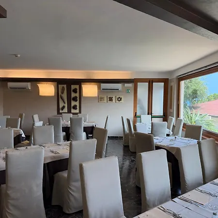 Hotel La Perla Del Golfo-3