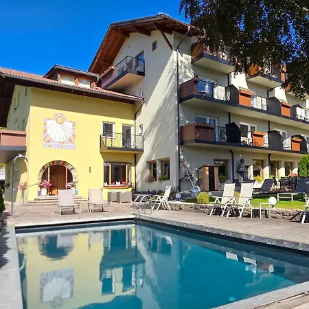 Solaia Hotel & Guesthouse-2