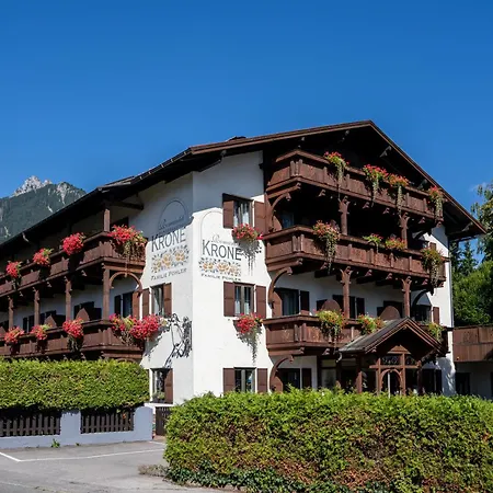 Hotel Krone Tirol-3