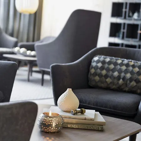 Renaissance Vienna Schoenbrunn Hotel-2