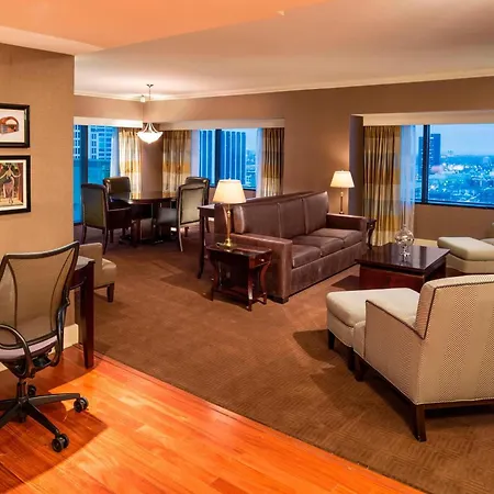The Plaza Hotel Columbus At Capitol Square-2