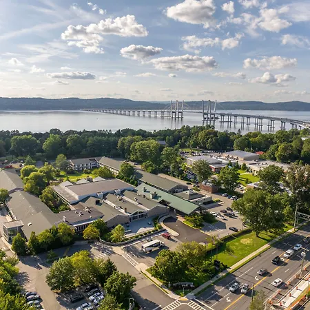 Sleepy Hollow Hotel-3