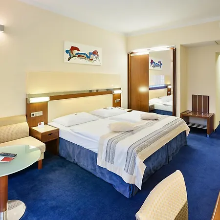 Austria Trend Hotel Europa Wien-3