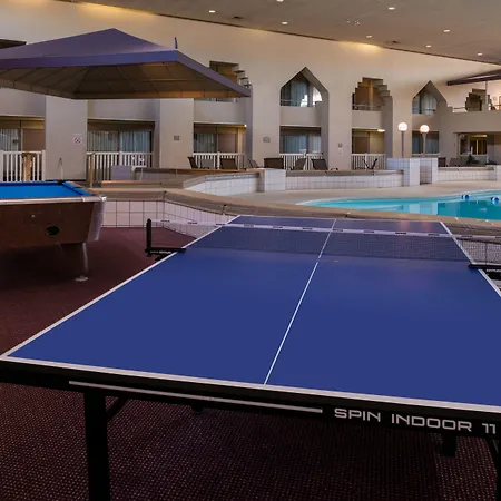 Ramada By Wyndham Midtown Grand Island-3