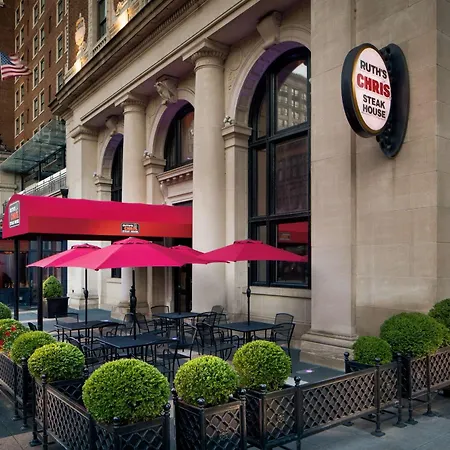 Amway Grand Plaza Hotel, Curio Collection By Hilton-2