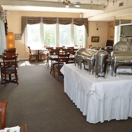 Sophie Station Suites-2