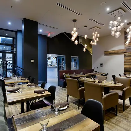 Doubletree By Hilton Ottawa Downtown-3