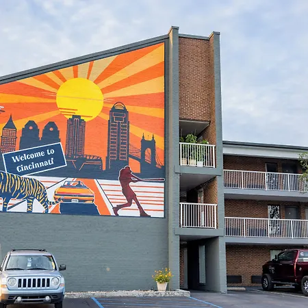 Days Inn By Wyndham Cincinnati East-3