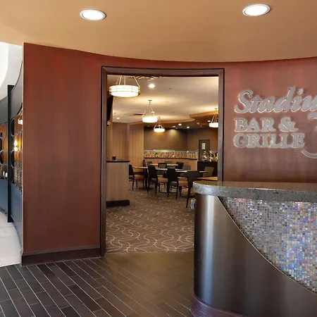 Doubletree By Hilton Hotel Cleveland Downtown - Lakeside-3