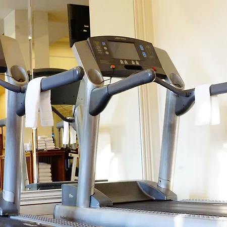 The Oberoi Grand Kolkata-2