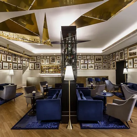 The Oberoi Grand Kolkata-3