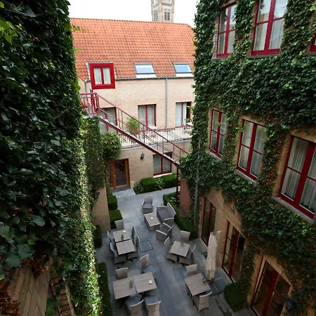Hotel Acacia-3