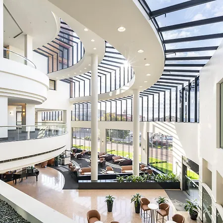 Hotel Grand Chancellor Hobart-3