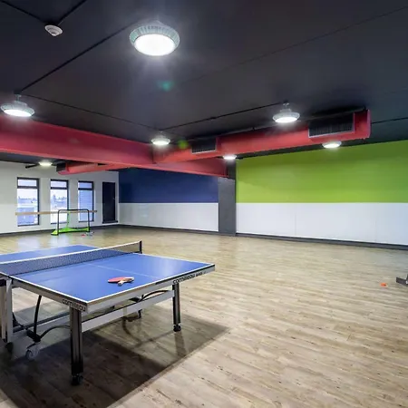 Ramada By Wyndham Northern Grand Hotel & Conference Centre-3