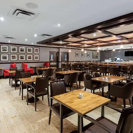 Ramada By Wyndham Northern Grand Hotel & Conference Centre-2