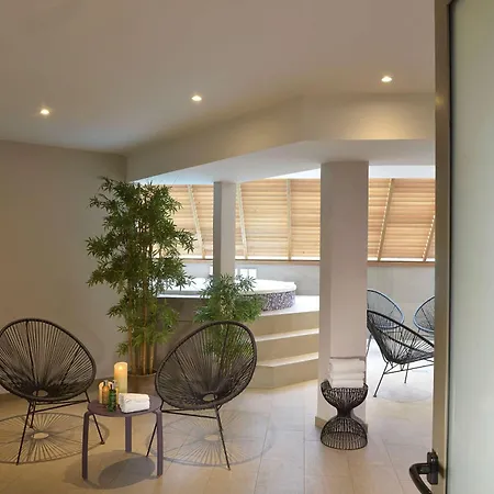 Best Western Les Bains Hotel et SPA-2