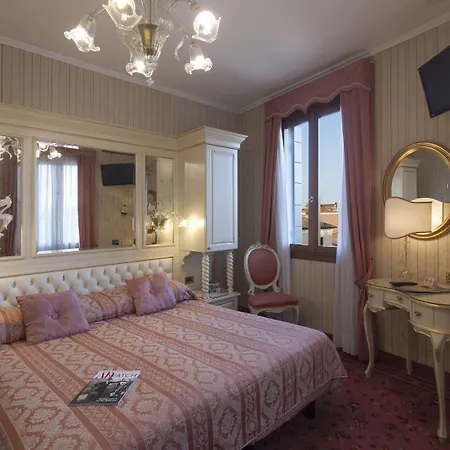 Hotel Riviera Venezia Lido-3