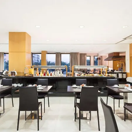 Best Western Premier Cmc Girona-2