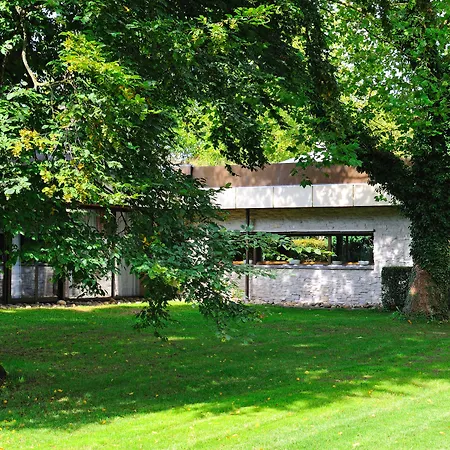 Schlosshotel Monrepos-3