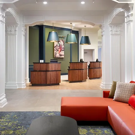 Courtyard By Marriott New Orleans French Quarter/Iberville-2