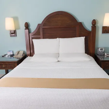 Trade Winds Hotel Antigua-2