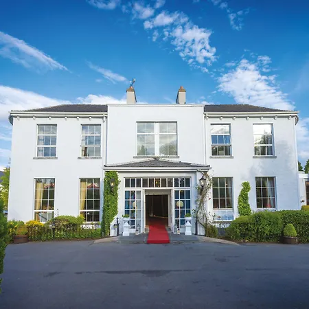 Castle Oaks House Hotel-3