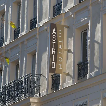 Elsa, Hotel Paris By Collection Vesper-2