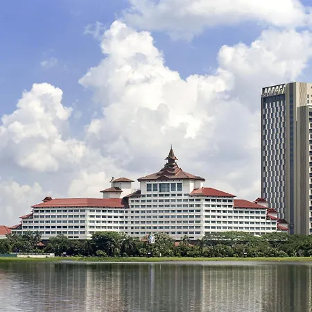 Sedona Hotel Yangon-3