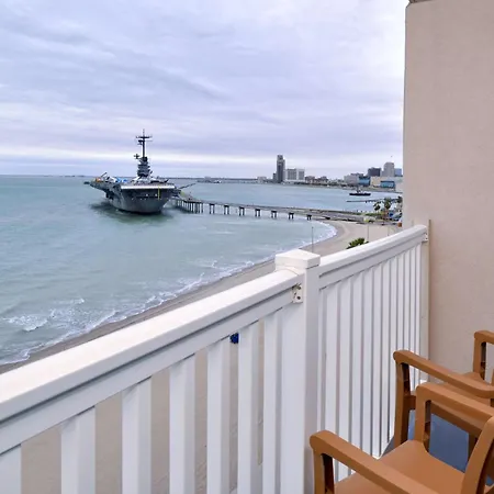 Doubletree By Hilton Corpus Christi Beachfront-3
