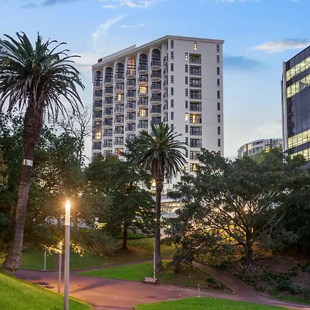 Parkside Hotel & Apartments-2