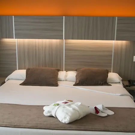 Hotel Serrano-2