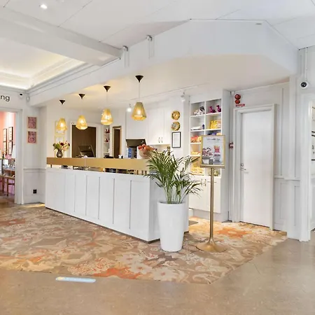 Best Western Plus Hotel Baltic-3