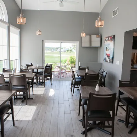 Super 8 By Wyndham Port Elgin-3