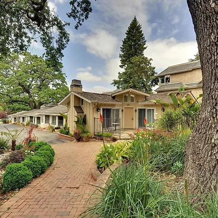 Saratoga Oaks Lodge-2