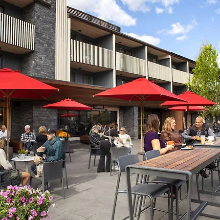 Banff Aspen Lodge-3