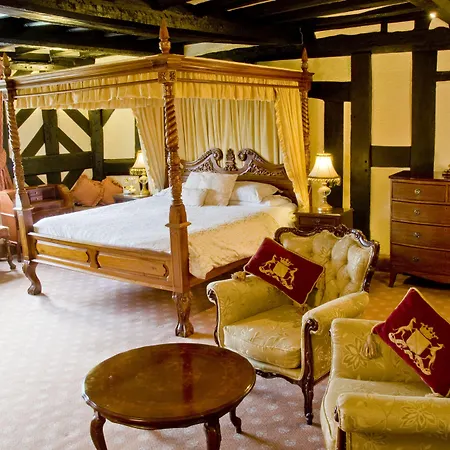 Albright Hussey Manor-2