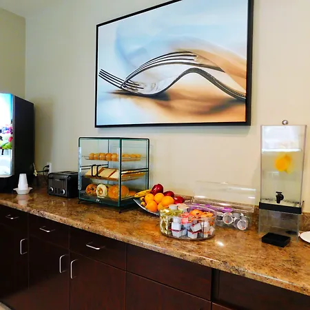 Island Suites-3