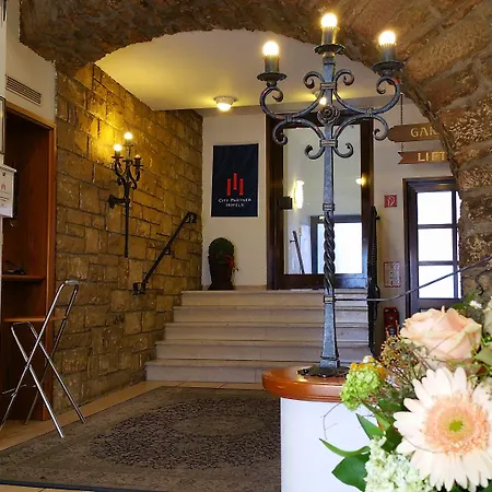 City Partner Hotel Strauss-3