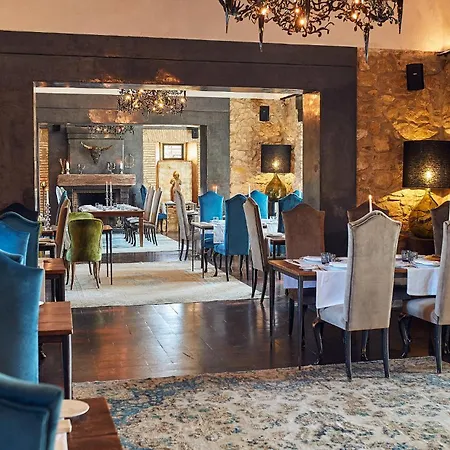 Hotel Castell D'Emporda-3