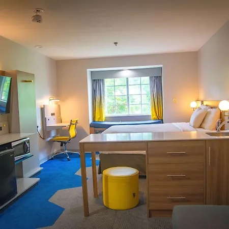 Microtel Inn & Suites By Wyndham Daphne-2