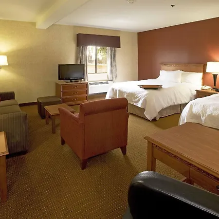Best Western Plus Arrowhead Hotel-2