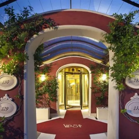 Vip'S Motel Luxury Accommodation & Spa-2