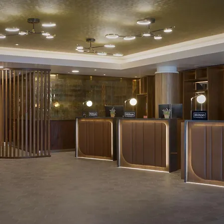 Doubletree By Hilton London Excel-3