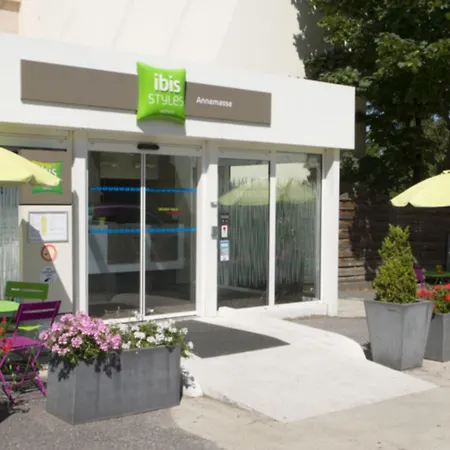 Ibis Styles Annemasse Genève-3