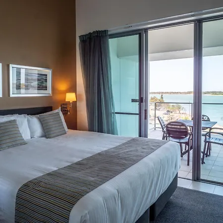 Ramada Hotel & Suites By Wyndham Ballina Byron-2