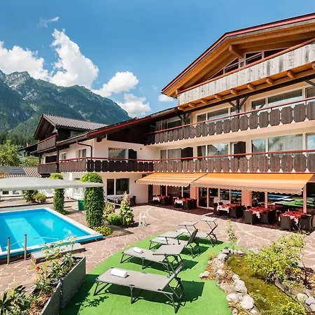 Hotel Rheinischer Hof-2